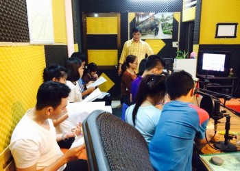 LỚP HỌC LỒNG TIẾNG THÁNG 10/2016